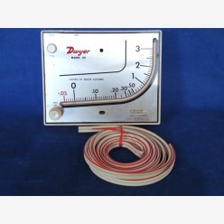 Dwyer Mark II model 25 manometer